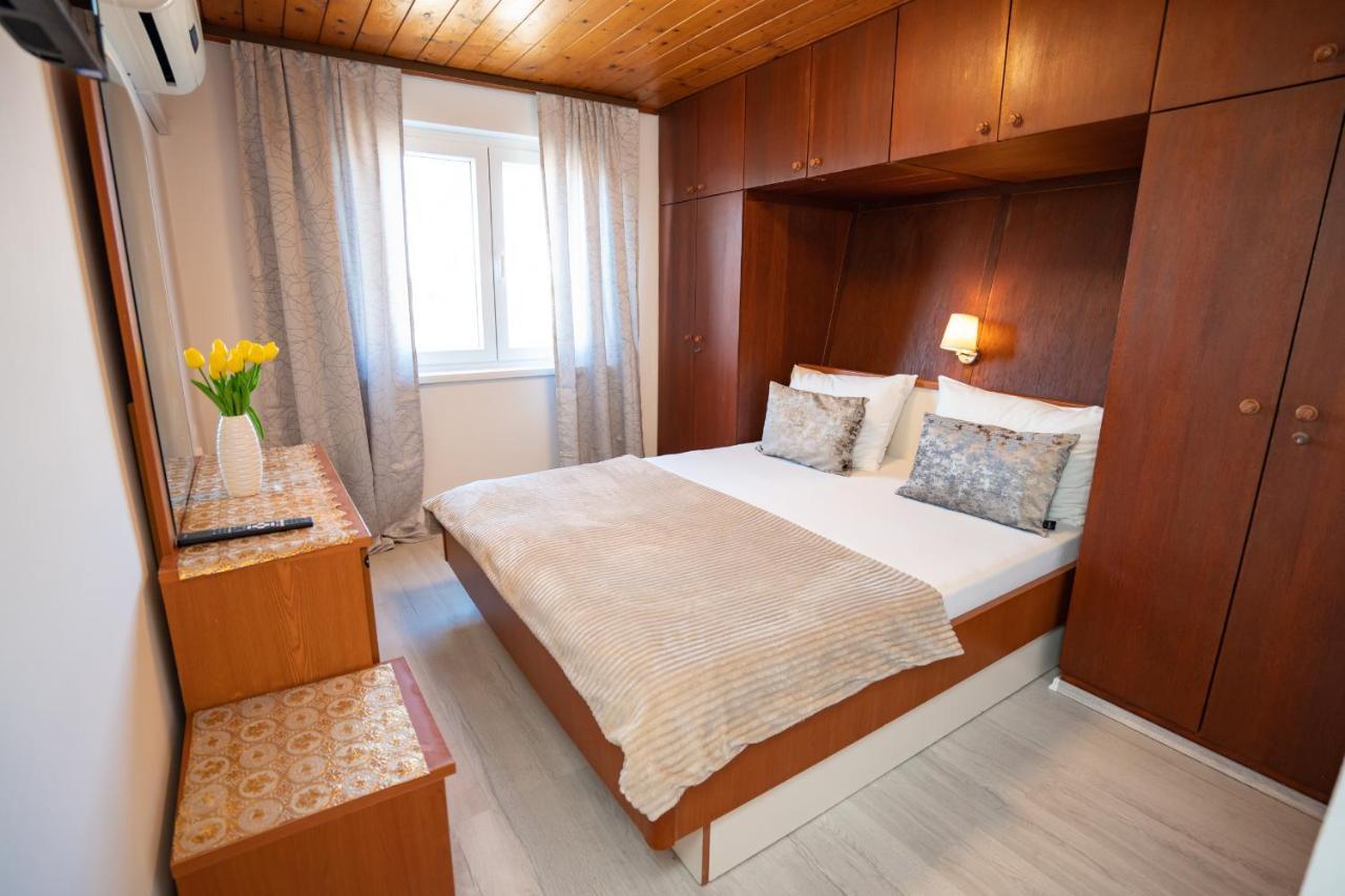 Rooms Magnolia With Pool Novaglia Esterno foto