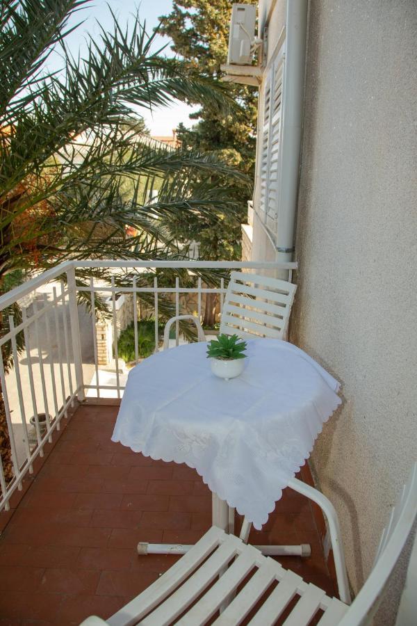 Rooms Magnolia With Pool Novaglia Esterno foto