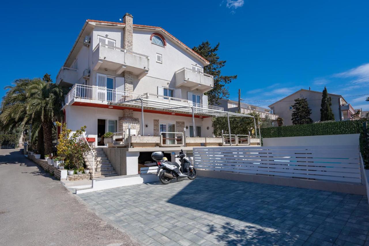 Rooms Magnolia With Pool Novaglia Esterno foto