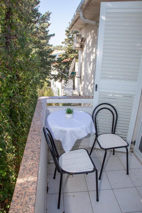 Rooms Magnolia With Pool Novaglia Esterno foto